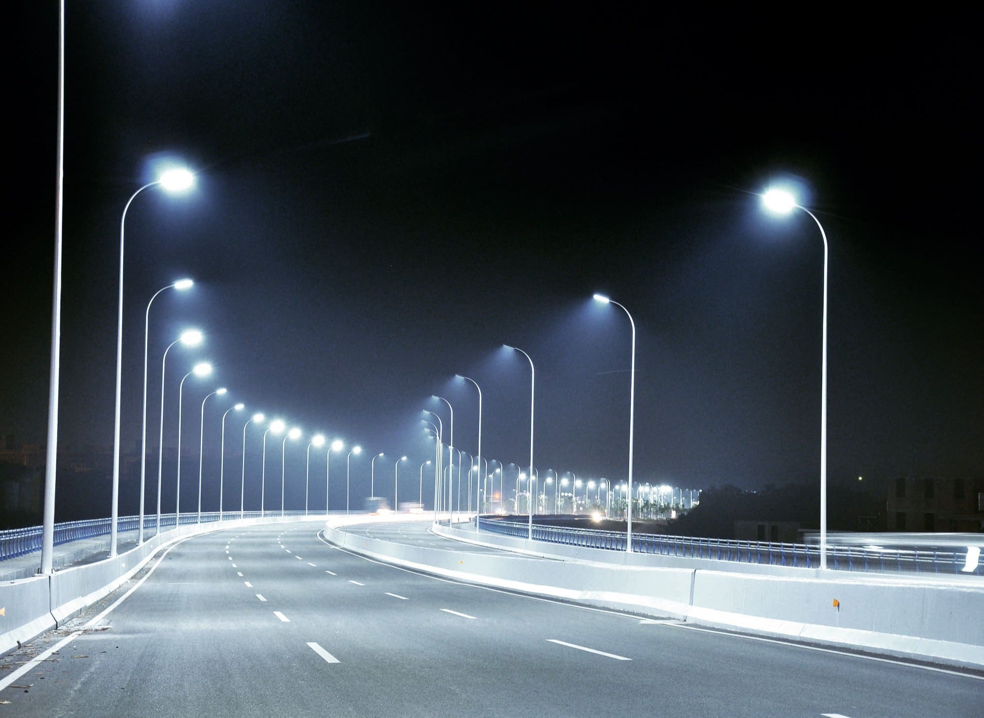 g i highway lighting poles